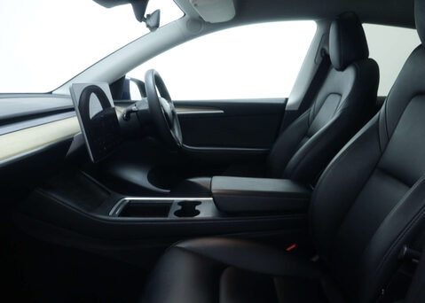 Tesla Model Y Model Y Long Range AWD 4WD 5dr 42