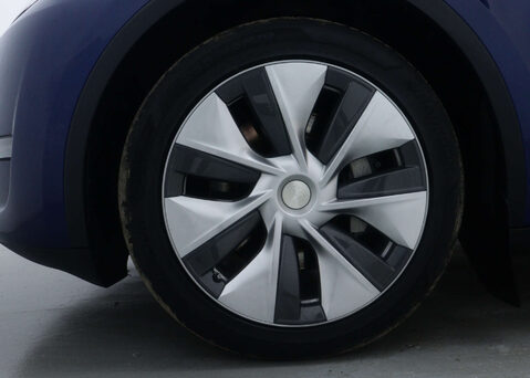 Tesla Model Y Model Y Long Range AWD 4WD 5dr 16