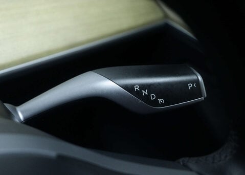 Tesla Model Y Model Y Long Range AWD 4WD 5dr 34