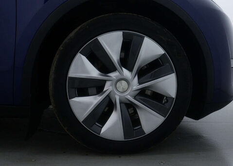 Tesla Model Y Model Y Long Range AWD 4WD 5dr 15