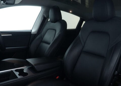 Tesla Model Y Model Y Long Range AWD 4WD 5dr 43