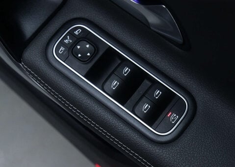 Mercedes-Benz CLA Class 1.3 CLA 250 AMG Line Premium Plus E Auto 4dr 45