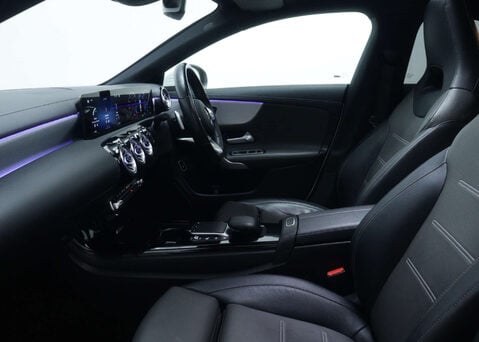 Mercedes-Benz CLA Class 1.3 CLA 250 AMG Line Premium Plus E Auto 4dr 52