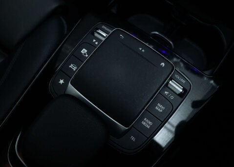 Mercedes-Benz CLA Class 1.3 CLA 250 AMG Line Premium Plus E Auto 4dr 37