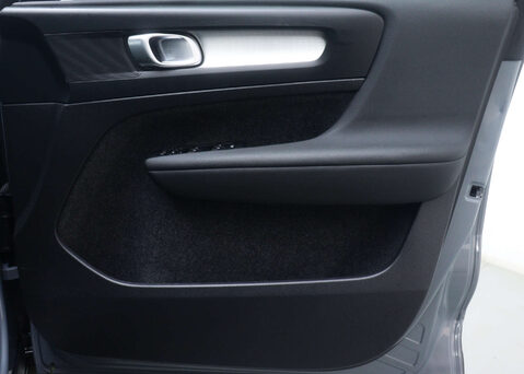 Volvo XC40 1.5 XC40 Core T4 Recharge Auto 5dr 39