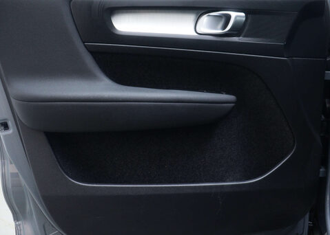 Volvo XC40 1.5 XC40 Core T4 Recharge Auto 5dr 43