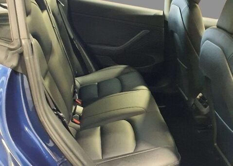 Tesla Model 3 Model 3 Long Range AWD 4WD 4dr 10