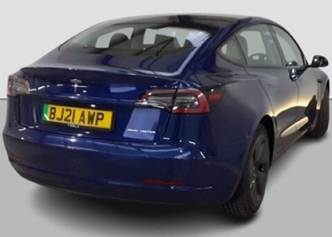 Tesla Model 3 Model 3 Long Range AWD 4WD 4dr 7