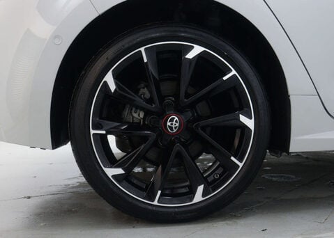 Toyota Corolla 1.8 Corolla GR Sport HEV CVT 5dr 13