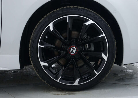 Toyota Corolla 1.8 Corolla GR Sport HEV CVT 5dr 14