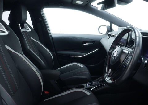 Toyota Corolla 1.8 Corolla GR Sport HEV CVT 5dr 40