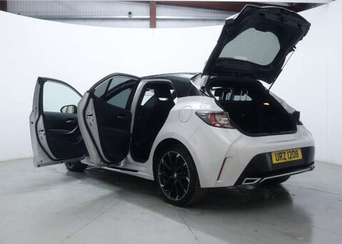 Toyota Corolla 1.8 Corolla GR Sport HEV CVT 5dr 54