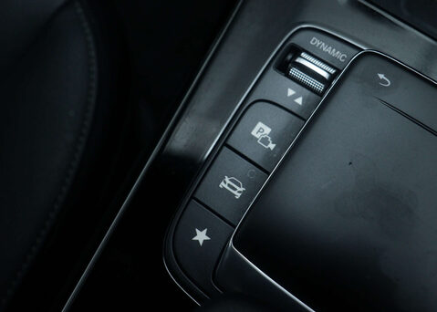 Mercedes-Benz CLA Class 1.3 CLA 200 AMG Line Executive A 4dr 34