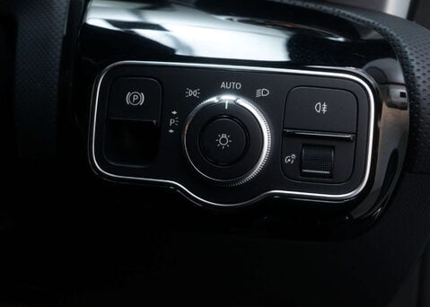 Mercedes-Benz CLA Class 1.3 CLA 200 AMG Line Executive A 4dr 42