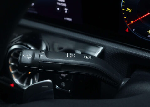 Mercedes-Benz CLA Class 1.3 CLA 200 AMG Line Executive A 4dr 40