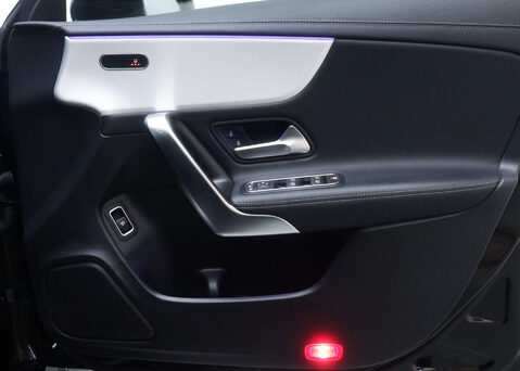 Mercedes-Benz CLA Class 1.3 CLA 200 AMG Line Executive A 4dr 47