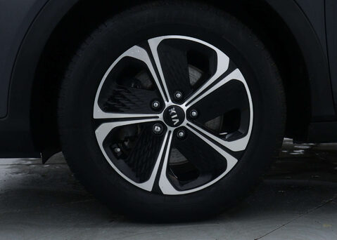 Kia Xceed 1.6 XCeed 3 PHEV Semi-Auto 5dr 15