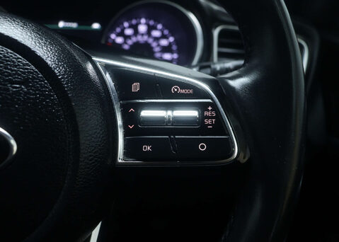 Kia Xceed 1.6 XCeed 3 PHEV Semi-Auto 5dr 37