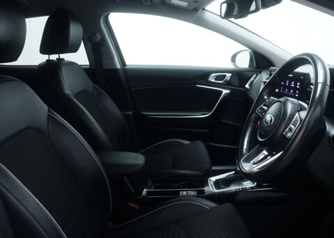 Kia Xceed 1.6 XCeed 3 PHEV Semi-Auto 5dr 43