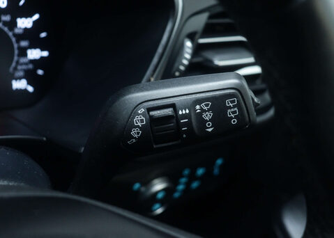 Ford Kuga 2.0 Kuga Titanium EcoBlue 4x4 Auto 4WD 5dr 37