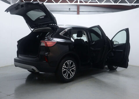 Ford Kuga 2.0 Kuga Titanium EcoBlue 4x4 Auto 4WD 5dr 58