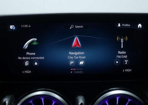 Mercedes-Benz GLB 2.0 GLB 220 AMG Line Premium D 4Matic Auto 4WD 5dr 29