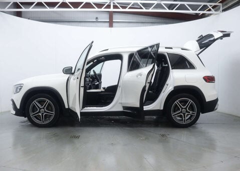 Mercedes-Benz GLB 2.0 GLB 220 AMG Line Premium D 4Matic Auto 4WD 5dr 61