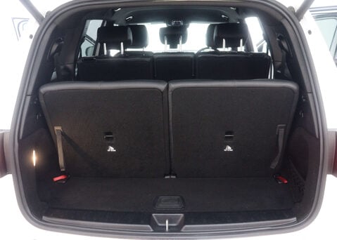 Mercedes-Benz GLB 2.0 GLB 220 AMG Line Premium D 4Matic Auto 4WD 5dr 56