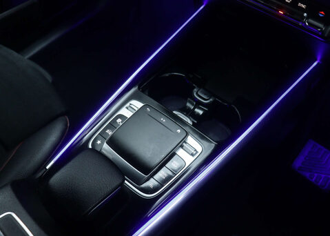 Mercedes-Benz GLB 2.0 GLB 220 AMG Line Premium D 4Matic Auto 4WD 5dr 35