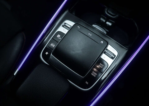 Mercedes-Benz GLB 2.0 GLB 220 AMG Line Premium D 4Matic Auto 4WD 5dr 34