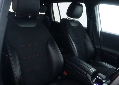 Mercedes-Benz GLB 2.0 GLB 220 AMG Line Premium D 4Matic Auto 4WD 5dr 46