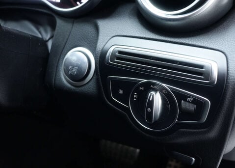 Mercedes-Benz C Class 2.1 C 250 AMG Line Premium Plus D Auto 4dr 39