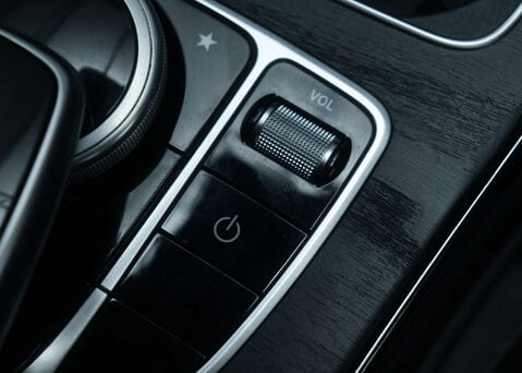 Mercedes-Benz C Class 2.1 C 250 AMG Line Premium Plus D Auto 4dr 32