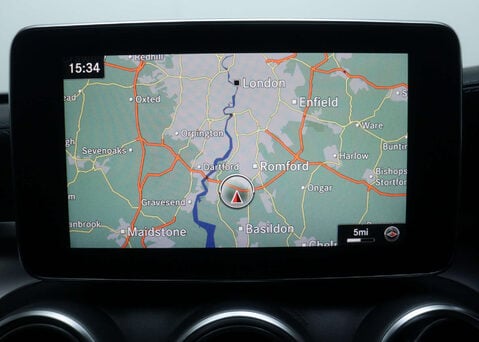 Mercedes-Benz C Class 2.1 C 250 AMG Line Premium Plus D Auto 4dr 17