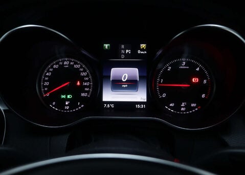 Mercedes-Benz C Class 2.1 C 250 AMG Line Premium Plus D Auto 4dr 13