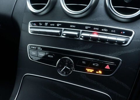 Mercedes-Benz C Class 2.1 C 250 AMG Line Premium Plus D Auto 4dr 29