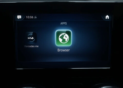 Mercedes-Benz GLB 1.3 GLB 200 AMG Line Auto 5dr 27