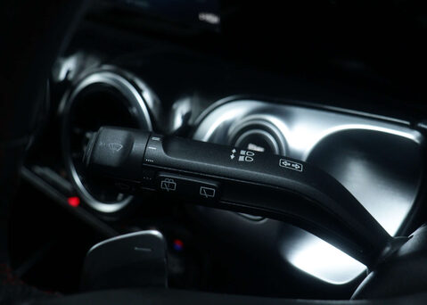 Mercedes-Benz GLB 1.3 GLB 200 AMG Line Auto 5dr 38