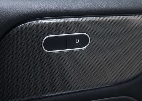 Mercedes-Benz GLB 1.3 GLB 200 AMG Line Auto 5dr 41