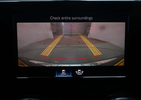 Mercedes-Benz GLB 1.3 GLB 200 AMG Line Auto 5dr 29