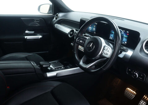 Mercedes-Benz GLB 1.3 GLB 200 AMG Line Auto 5dr 43