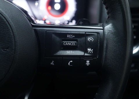 Nissan X-Trail 1.5 X-Trail N-Connecta DiG-T MHEV CVT 5dr 37