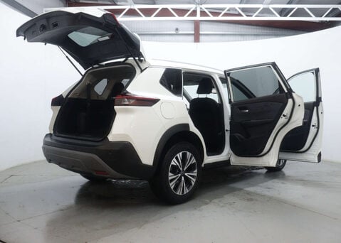 Nissan X-Trail 1.5 X-Trail N-Connecta DiG-T MHEV CVT 5dr 61