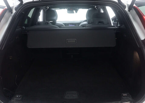 Volvo XC60 2.0 XC60 R-Design T6 Recharge AWD Auto 4WD 5dr 55