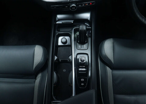 Volvo XC60 2.0 XC60 R-Design T6 Recharge AWD Auto 4WD 5dr 16