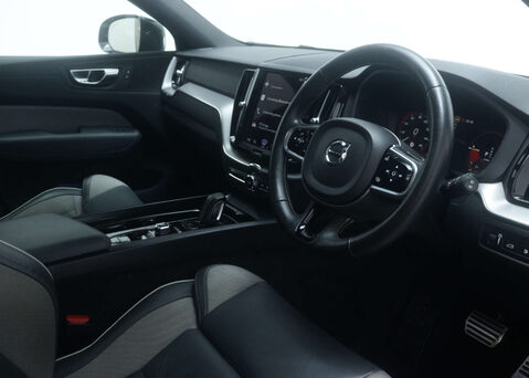 Volvo XC60 2.0 XC60 R-Design T6 Recharge AWD Auto 4WD 5dr 42