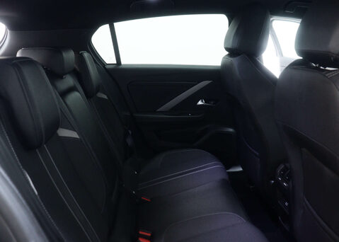 Vauxhall Astra 1.2 Astra GS Turbo Auto 5dr 53