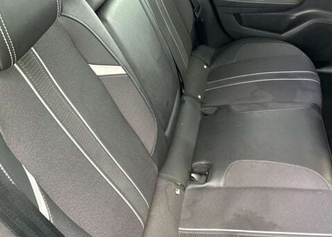 Vauxhall Astra 1.2 Astra GS Turbo Auto 5dr 7