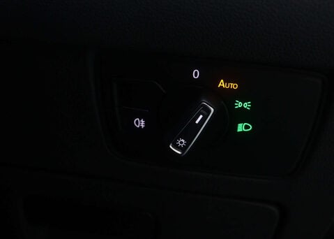 Volkswagen Passat 1.4 Passat GTe Semi-Auto 4dr 42