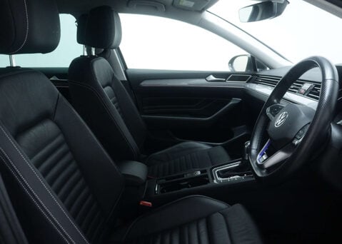 Volkswagen Passat 1.4 Passat GTe Semi-Auto 4dr 45